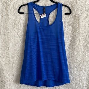 NWT. 90 degrees active tank top
